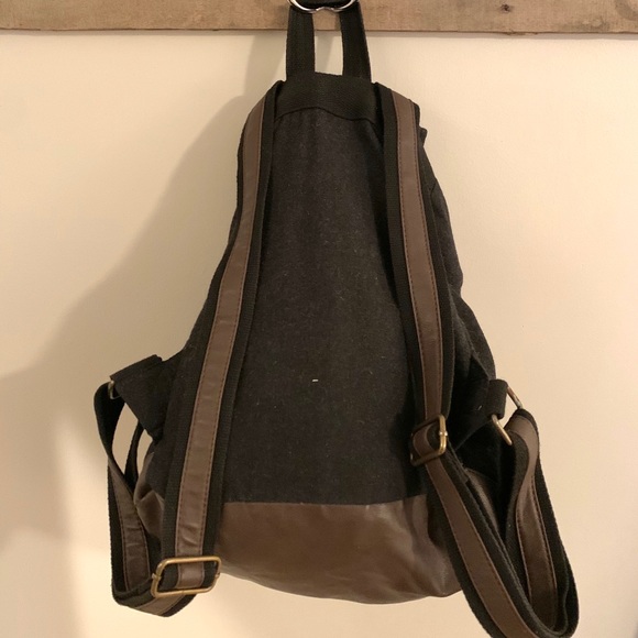 Wool Backpack - Picture 2 of 5